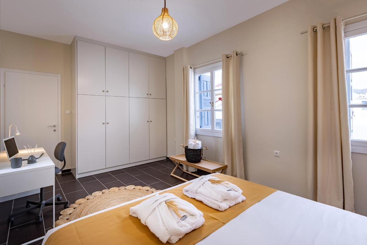 Grammata Suites Ермуполіс Екстер'єр фото